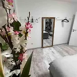 Modernes Mit 75qm Mit Balkon & Aussicht Apartamento *