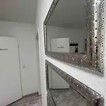 Apartamento Modernes Mit 75qm Mit Balkon & Aussicht
