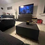 Apartamento Modernes Mit 75qm Mit Balkon & Aussicht