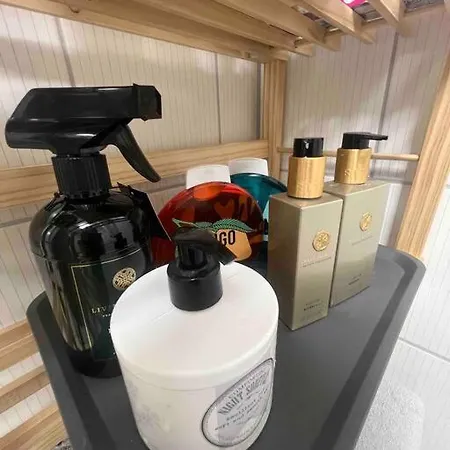 Apartmán Modernes Mit 75qm Mit Balkon & Aussicht Aquisgrà