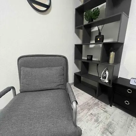 Modernes Mit 75qm Mit Balkon & Aussicht Aquisgrano