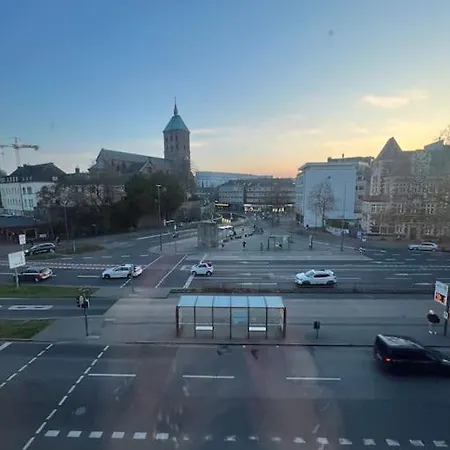 Apartmán Modernes Mit 75qm Mit Balkon & Aussicht Aquisgrà