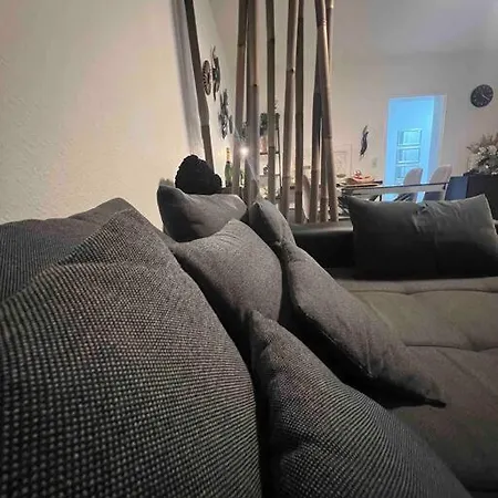 Modernes Mit 75qm Mit Balkon & Aussicht Aquisgrana
