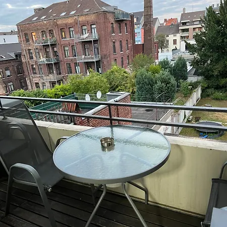 Modernes Mit 75qm Mit Balkon & Aussicht Aquisgrano