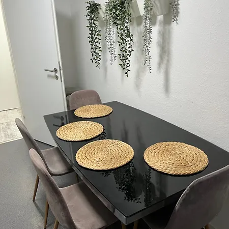 Apartamento Modernes Mit 75qm Mit Balkon & Aussicht