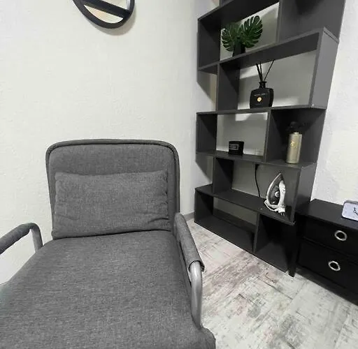 Modernes Mit 75qm Mit Balkon & Aussicht Aachen