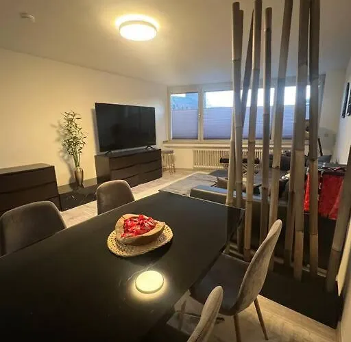 Modernes Mit 75qm Mit Balkon & Aussicht *