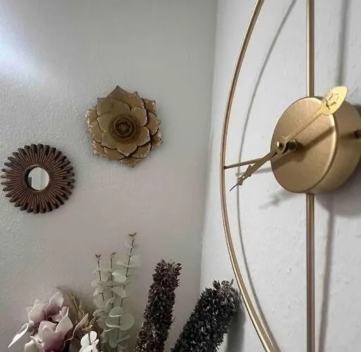 Modernes Mit 75qm Mit Balkon & Aussicht Apartman