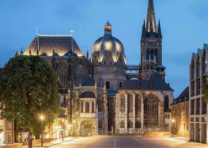 Modernes Mit 75qm Mit Balkon & Aussicht * Aix-la-Chapelle